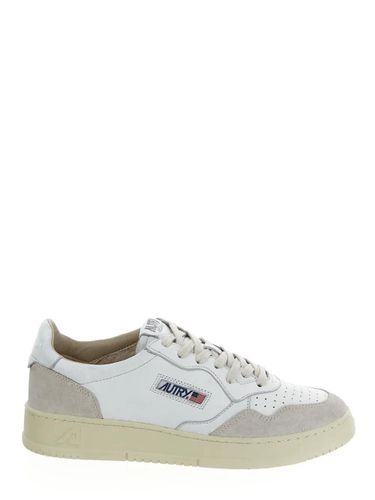 Autry Medalist Low Sneakers - Autry - Modalova