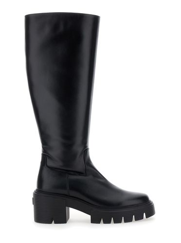 Soho Knee-high Boots With Embossed Logo On The Rear In Patent Leather Woman - Stuart Weitzman - Modalova