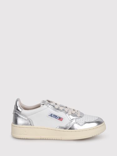 Autry Medalist Low Sneakers - Autry - Modalova