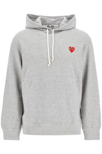 Unisex Light Grey Cotton Hoodie With Red Heart - Comme des Garçons Play - Modalova