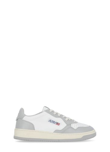Grey And Two-tone Leather Medalist Low Sneakers - Autry - Modalova