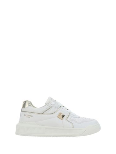 One Stud Sneakers - Valentino Garavani - Modalova