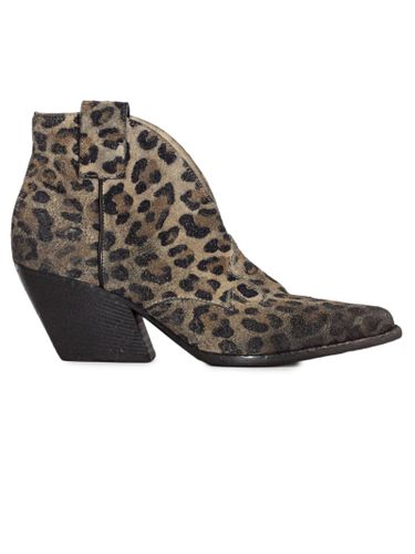 Kenia Suede Texan Ankle Boot - Elena Iachi - Modalova