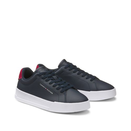 Sneakers basse in pelle - TOMMY HILFIGER - Modalova