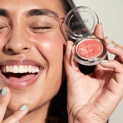 Cheek Pop™ Powder Blush colorete tono Ginger Pop 3.5 g - Clinique - Modalova