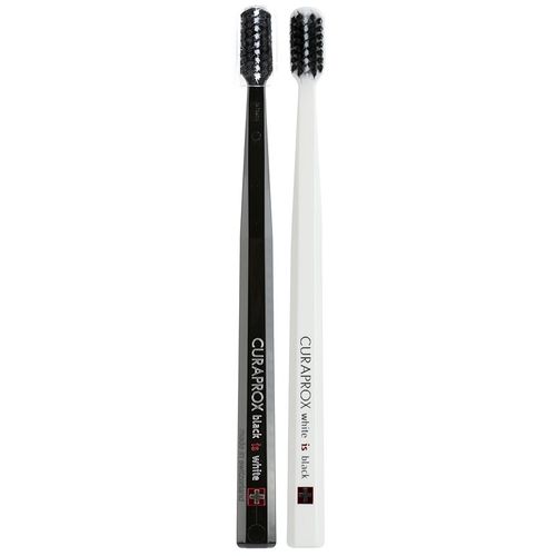 Black is White cepillo de dientes ultra-suave Black & White 2 ud - Curaprox - Modalova