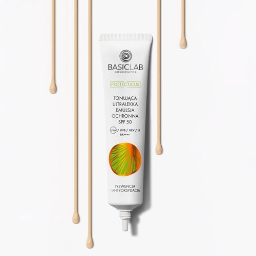 Dermocosmetics Protecticus loción con color extra suave para pieles grasas y mixtas SPF 50+ 40 ml - BasicLab - Modalova