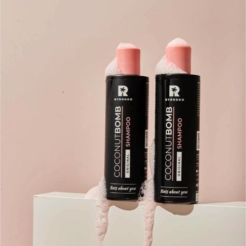Coconut Bomb champú hidratante para cabello 200 ml - ByRokko - Modalova