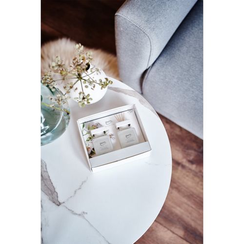 Essentials White Lily lote de regalo 2x50 ml - ípuro - Modalova