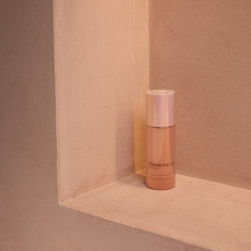 Queen of Hungary Mist bruma refrescante para el rostro 100 ml - Omorovicza - Modalova
