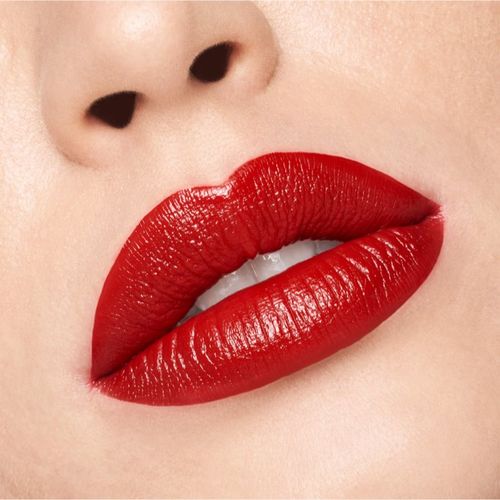 Color Riche barra de labios efecto seda con efecto humectante tono 300 Le Rouge 4.5 g - L’Oréal Paris - Modalova