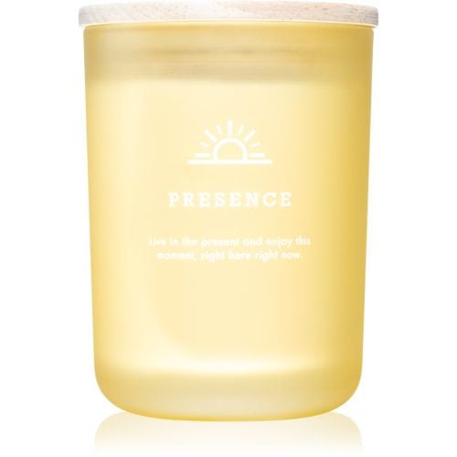 Hygge Presence vela perfumada 210 g - DW Home - Modalova