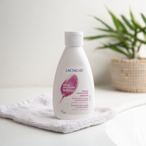 Sensitive emulsión para la higiene íntima 200 ml - Lactacyd - Modalova