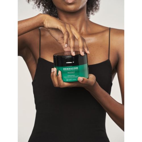 Herbalism mascarilla de hierbas para el cabello frágil con tendencia a la caída 360 ml - La'dor - Modalova