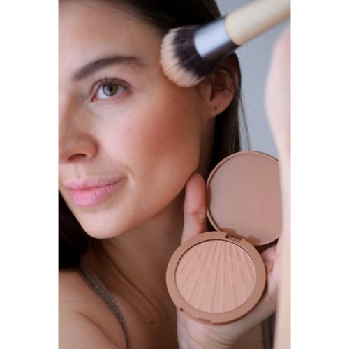 Natural Glow polvos compactos con efecto bronceado tono 2 Arctic Sun 10 g - Lumene - Modalova