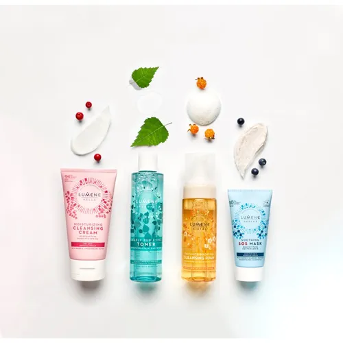 Radiance Boosting [KIRKAS] espuma limpiadora con efecto iluminador 150 ml - Lumene - Modalova