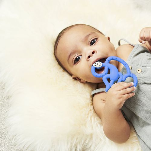 Mini Monkey Teether mordedor con aditivo antimicrobiano Blue 1 ud - Matchstick Monkey - Modalova