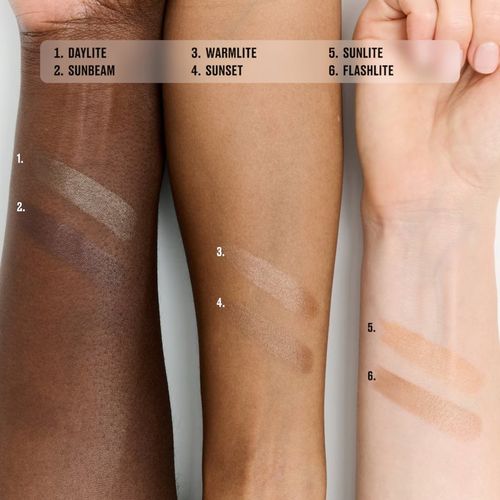 Strobe Beam Bronzelighter bronceador líquido con efecto iluminador tono Sunbeam 4.3 ml - MAC Cosmetics - Modalova