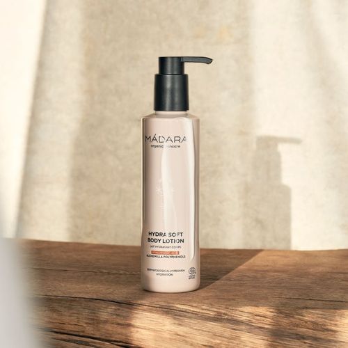 MÁDARA Hydra Soft leche corporal 250 ml - Mádara - Modalova