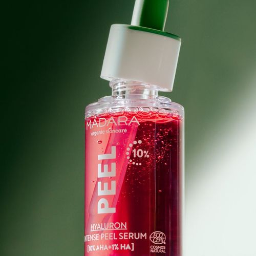MÁDARA Peel sérum hialurónico con efecto exfoliante 30 ml - Mádara - Modalova