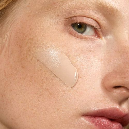 MÁDARA Skinonym Semi-Matte Peptide maquillaje de larga duración con péptidos tono Ivory 20 30 ml - Mádara - Modalova
