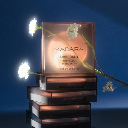 MÁDARA MOONLIGHT Soft Glow Mineral Highlighter iluminador tono STARDUST 6 g - Mádara - Modalova