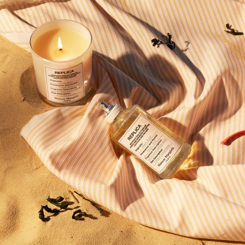REPLICA Beach Vibes vela perfumada 165 g - Maison Margiela - Modalova