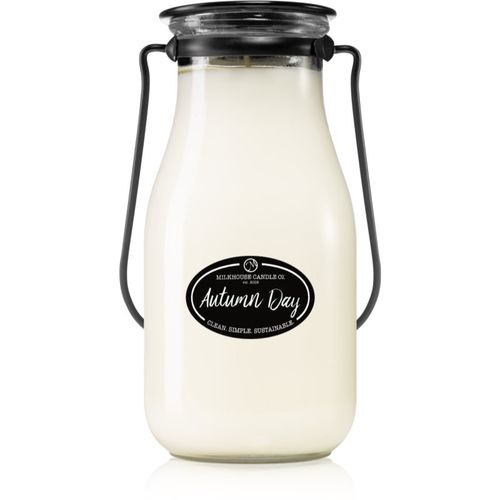 Creamery Autumn Day Duftkerze I. Milkbottle 396 g - Milkhouse Candle Co. - Modalova