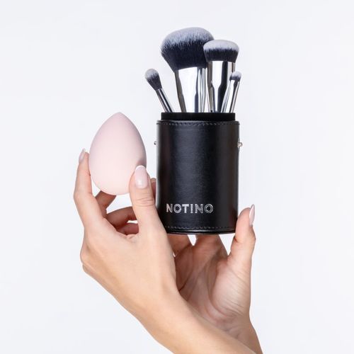 Makeup Brushes Essential Professional Make-Up Brushes & Sponge Set set de brochas con estuche 5 ud - Notino - Modalova