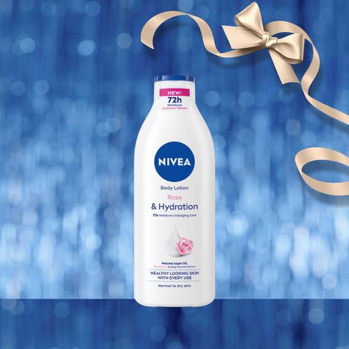 Rose Touch lote de regalo nutrición e hidratación - Nivea - Modalova