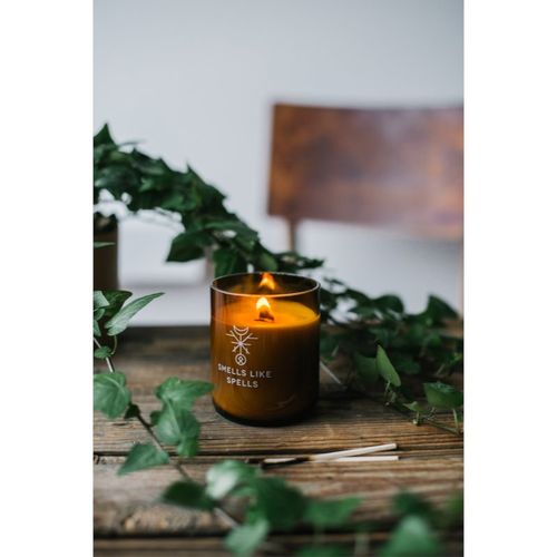 Norse Magic Kvasir vela perfumada con mecha de madera (intelligence spell) 200 g - Smells Like Spells - Modalova
