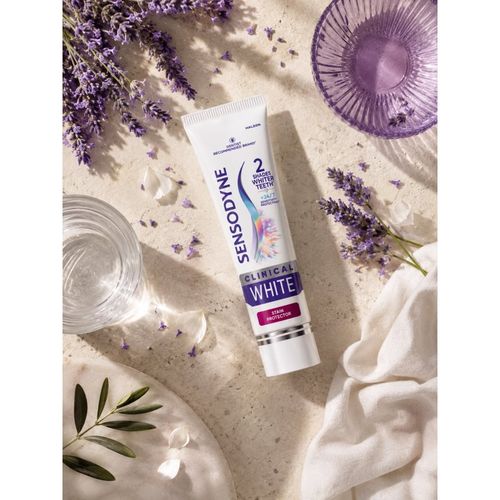 Clinical White Stain Protector pasta de dientes blanqueadora 2x75 ml - Sensodyne - Modalova