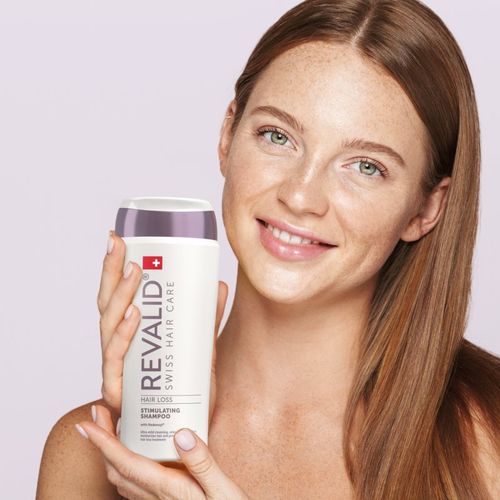 Stimulating Shampoo champú estimulante anticaída 200 ml - Revalid - Modalova
