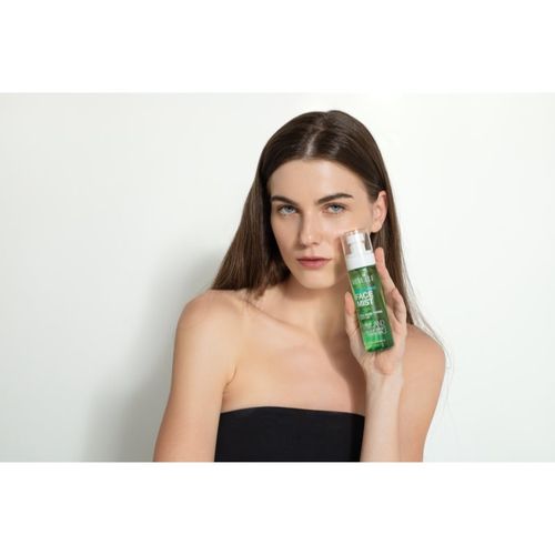 Face Mist Refreshing bruma refrescante con efecto humectante 100 ml - Revuele - Modalova