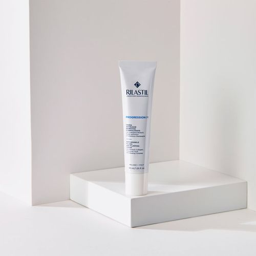 Progression(+) crema con efecto relleno antiarrugas 40 ml - Rilastil - Modalova