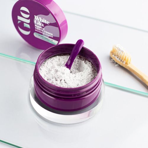 Purple Tooth Toner Powder polvo blanqueador para dientes 30 g - White Glo - Modalova
