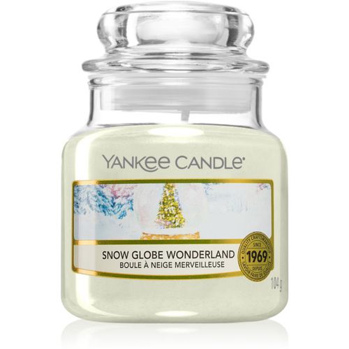 Snow Globe Wonderland Duftkerze 104 g - Yankee Candle - Modalova