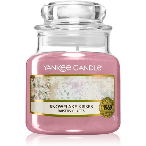 Snowflake Kisses Duftkerze 104 g - Yankee Candle - Modalova