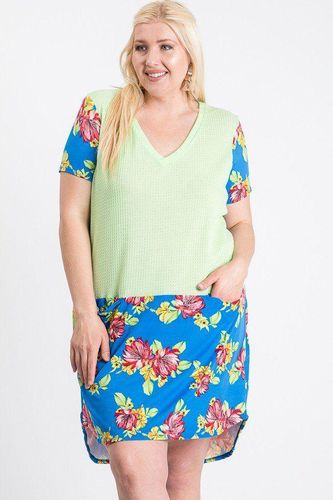 Short Sleeve Floral Blocked Midi Dress With Front Pocket - KandyKouture - Modalova