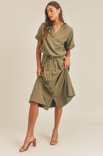 MABLE Short Sleeve Top and Button Down Midi Skirt Set - Trendsi - Modalova