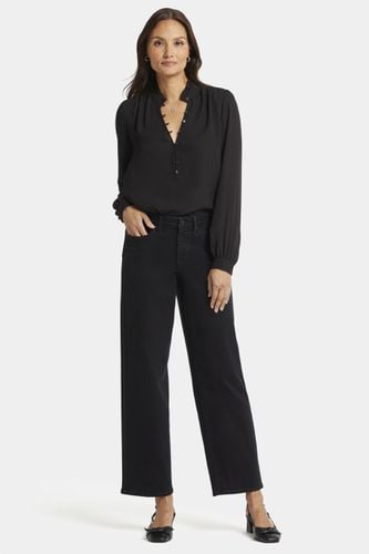 Jemma Barrel Jeans Black Premium Denim | - Nydj - Modalova