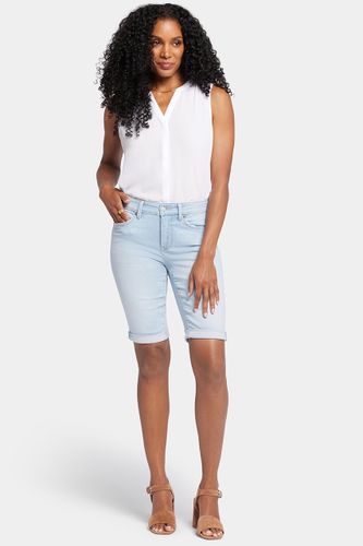 Briella Short Light Blue Premium Denim | - Nydj - Modalova