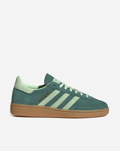 Handball Spezial 43 1/3 - CGREEN/SEGRSP/GUM1 - Adidas Ori - Modalova