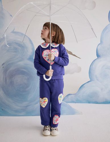 Bas de jogging Bobbie à appliqués-Cœurs bleu tribord - Boden - Modalova