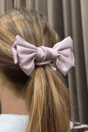 Double Bow Scrunchie - TeeShoppen - Modalova