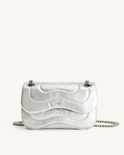 Tina Metallic Quilted Chain Crossbody - Silver - JW PEI - Modalova