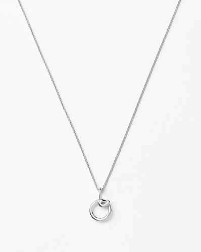 Curly Molten Mini Initial Necklace - O | Sterling Silver - Missoma - Modalova