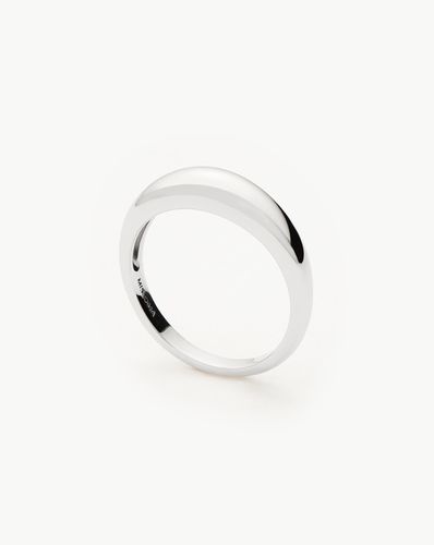 Fine Classic Dome Ring | 14ct Solid White Gold - Missoma - Modalova