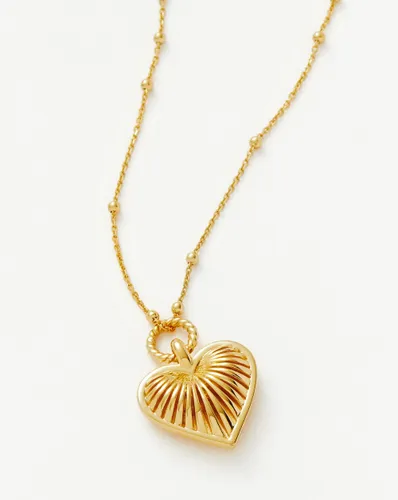 Ridge Heart Charm Pendant Necklace | 18ct Gold Plated - Missoma - Modalova