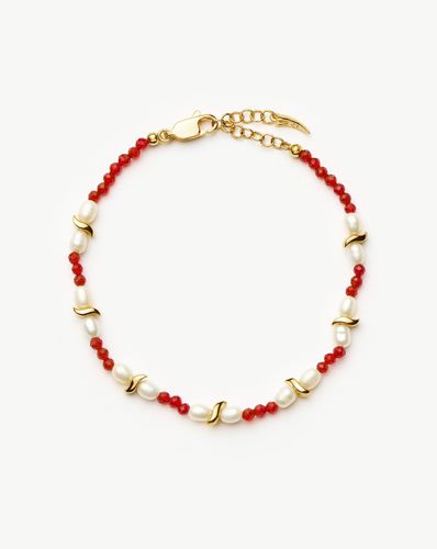 Savi Seed Pearl Beaded Bracelet | Red Quartz & Pearl - Missoma - Modalova